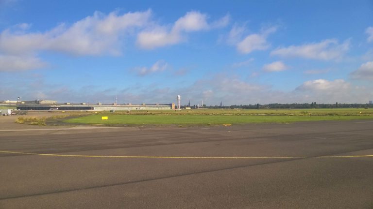 Tempelhof Berlin_Tulipando