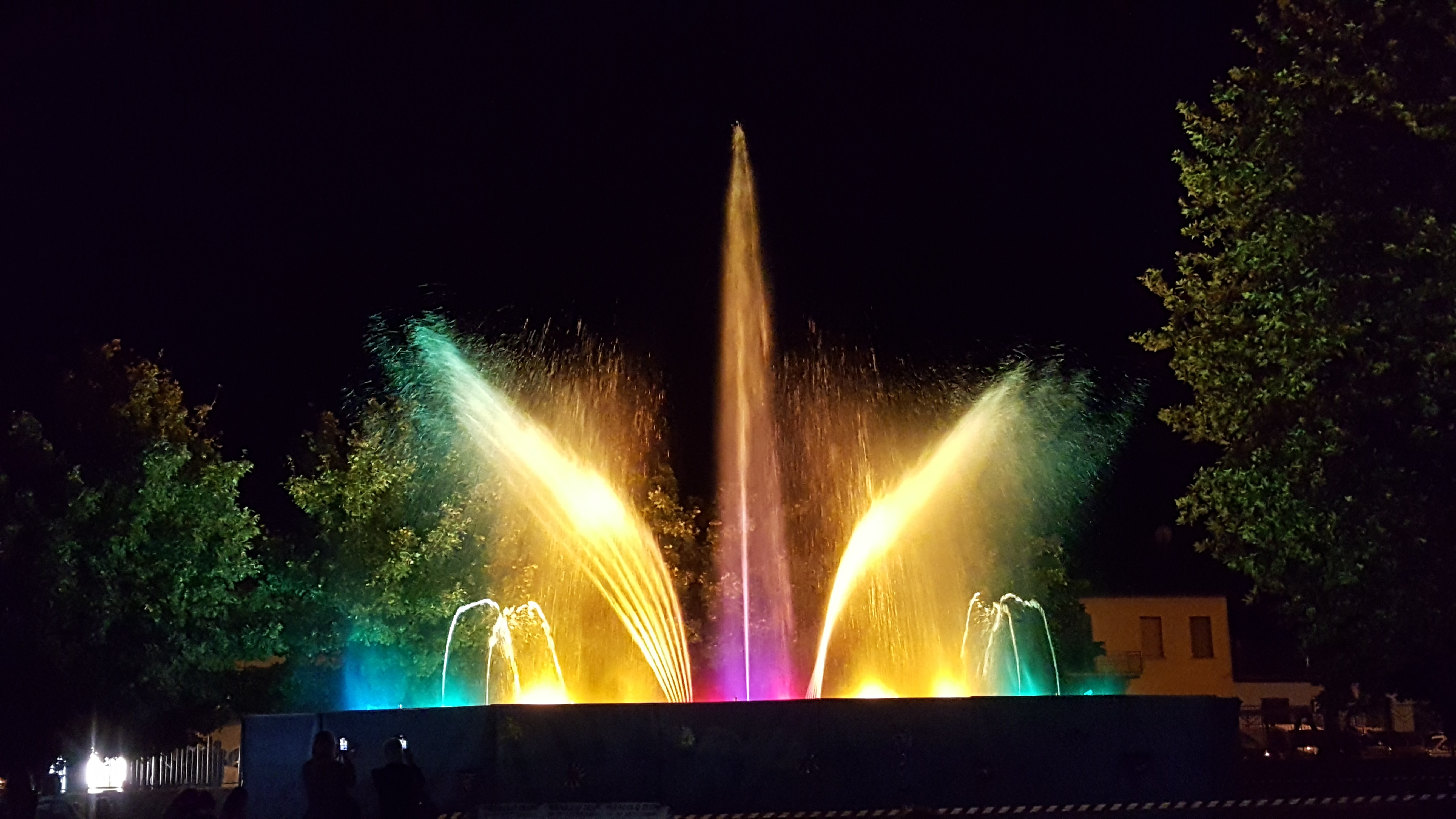 Fontane Danzanti Festa dell'Uva Miradolo Terme