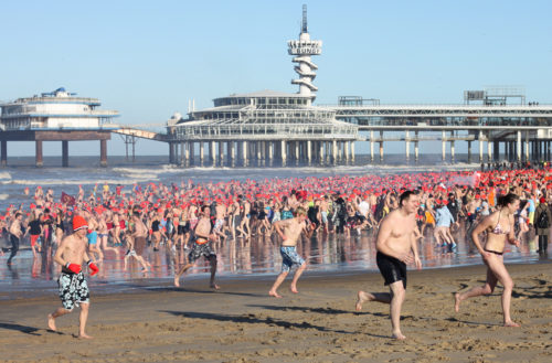 Nieuwjaarsduik Scheveningen_Tulipando